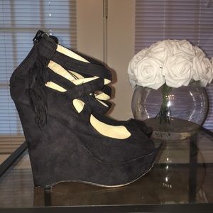 💫 Black Wedges 💫